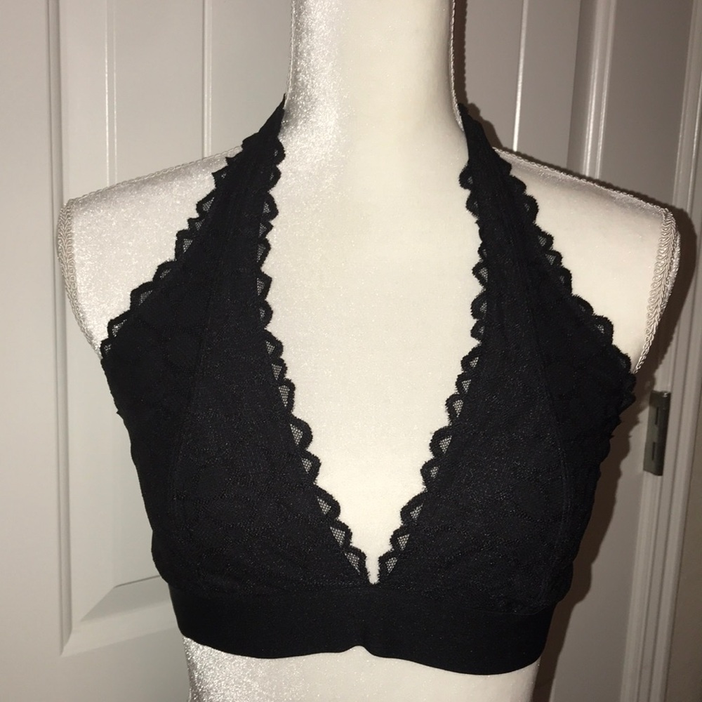 VS Pink Lace Bralette in Black size L